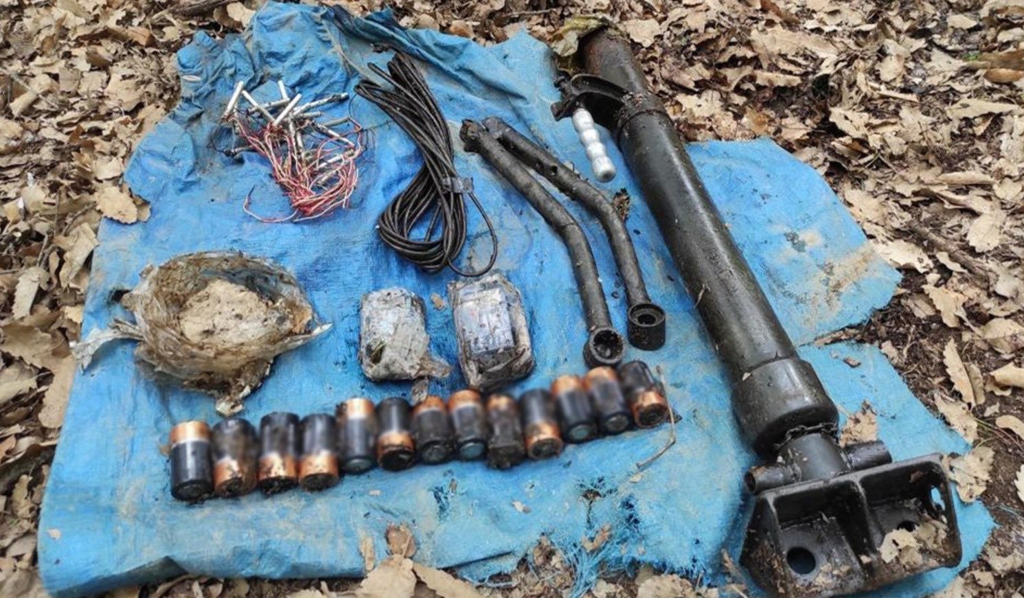 Şırnak Eren Cudi-Besta operasyonunda teröristlere ait mühimmat ele geçirildi