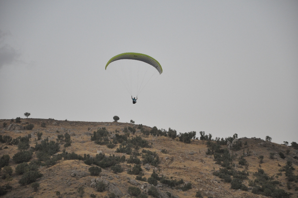Şırnak’ta Türkiye Yamaç Paraşütü Hedef Şampiyonası Finali