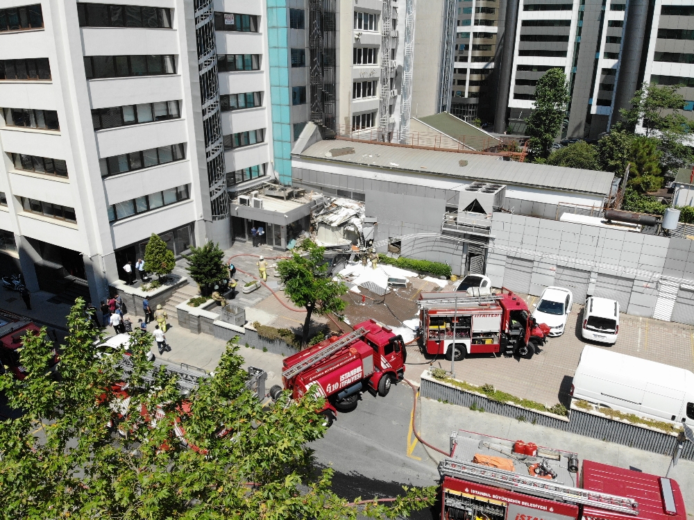 Şişli’de bir iş merkezinde patlama