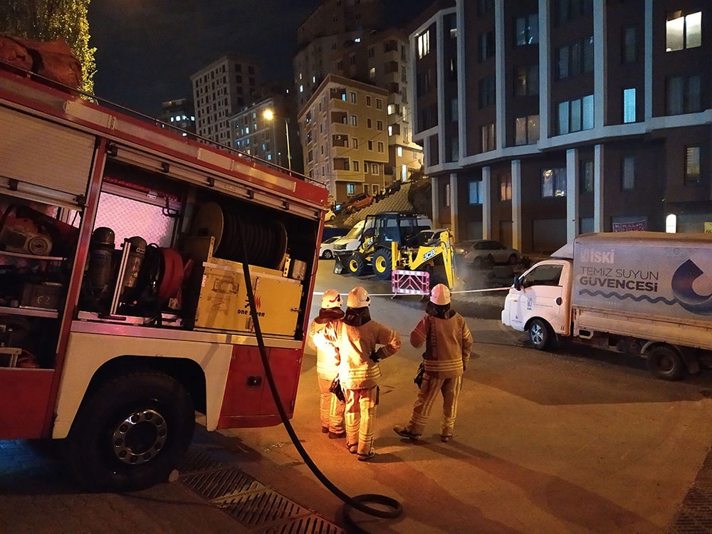 Şişli’de çalışma yapılırken doğal gaz borusu patladı
