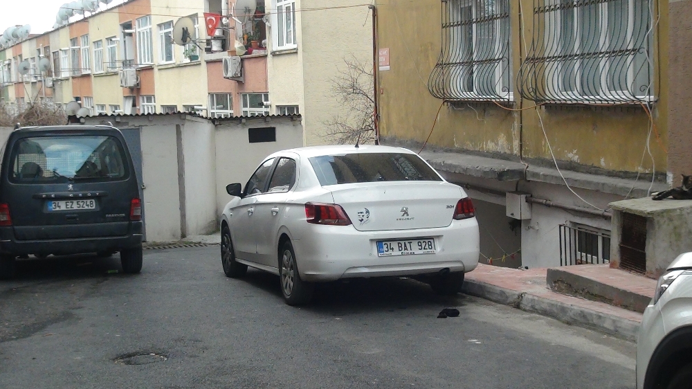 Şişli’de GPS sistemli aracı çalan hırsızlar ile polis arasında kovalamaca