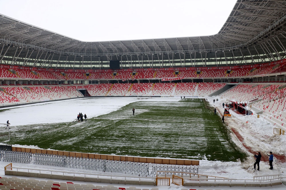 Sivasspor - Antalyaspor maçının oynanmasına karar verildi