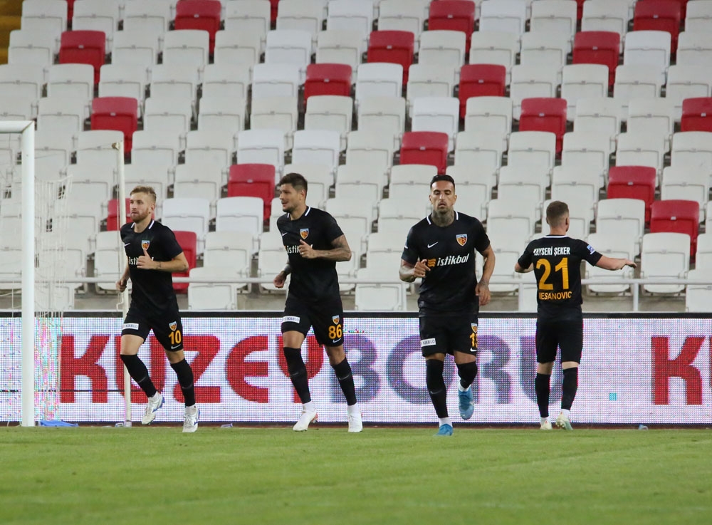 Sivasspor 3 puanı kaptırdı