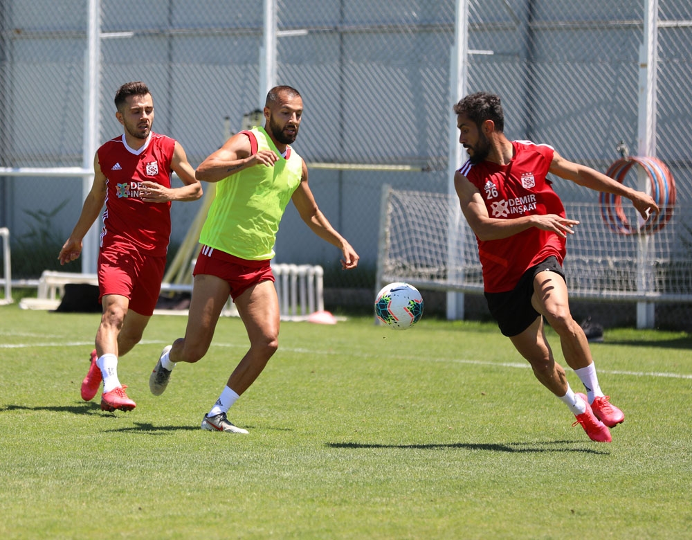 Sivasspor, Göztepe maçına tam gaz hazırlanıyor
