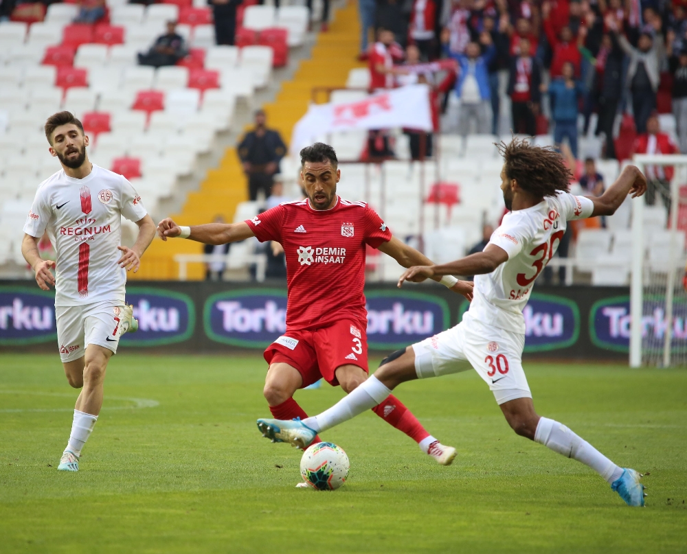 Sivasspor ile Antalyaspor 22. randevuda