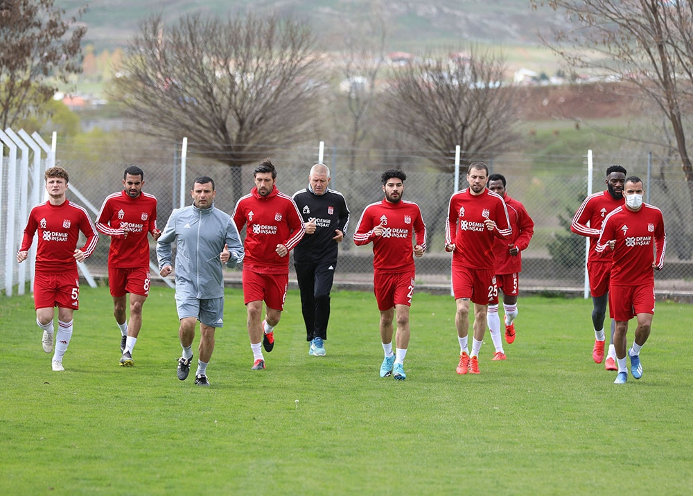 Sivasspor’a virüs testi yapılacak