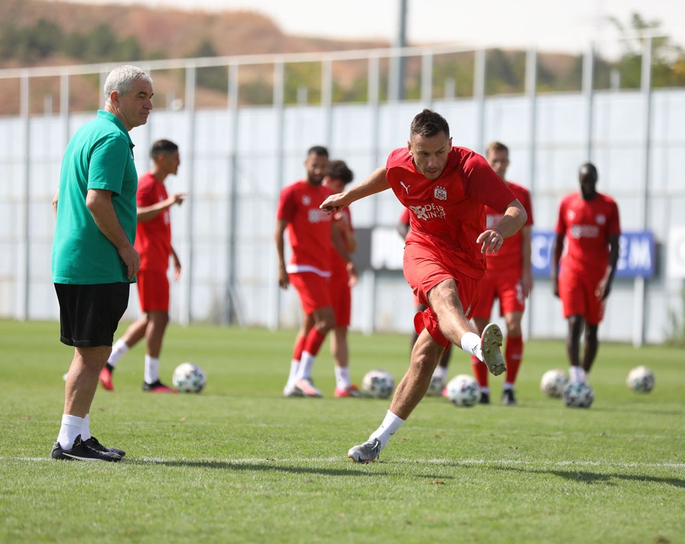 Sivasspor’da Ankaragücü mesaisi sürüyor