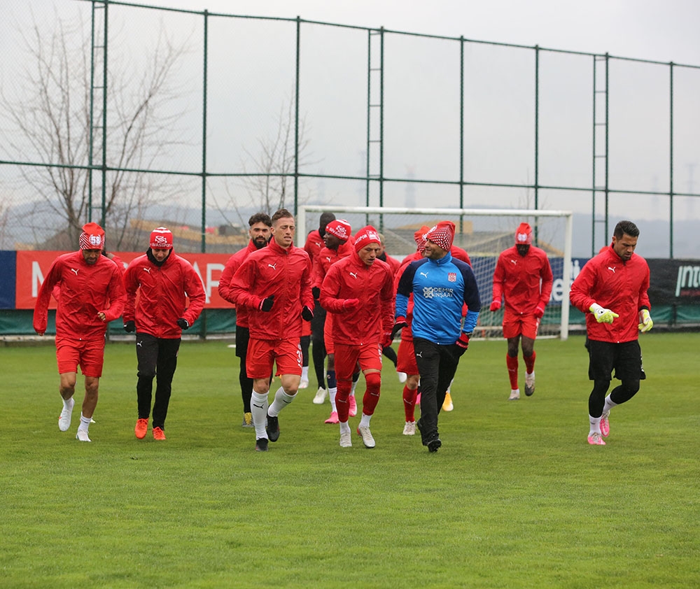 Sivasspor’da eksikler can sıkıyor