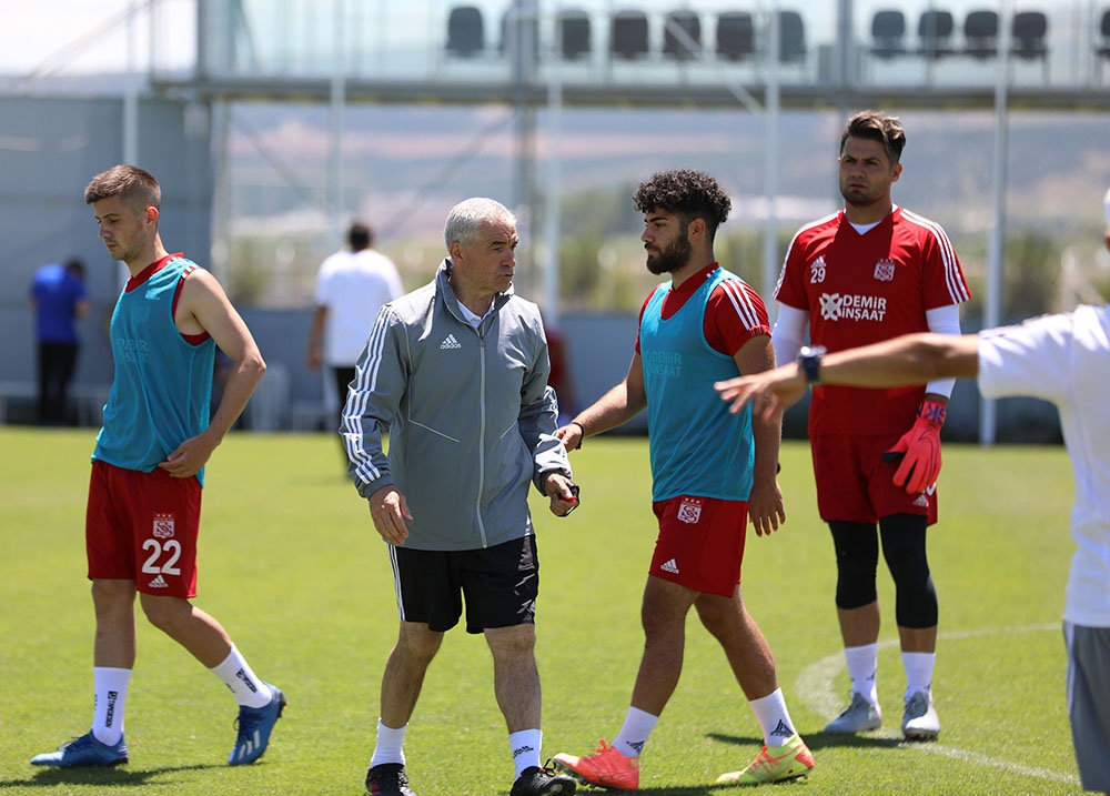Sivasspor’da Kasımpaşa mesaisi sürüyor