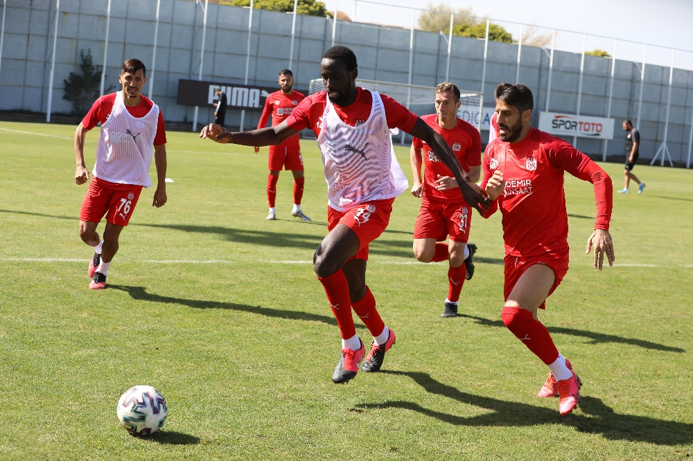 Sivasspor’da Kayserispor maçı hazırlıkları sürüyor