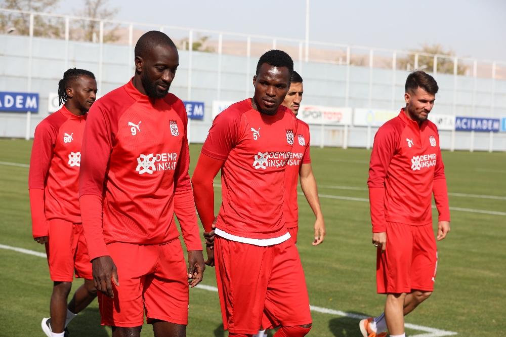 Sivasspor’da Maccabi Tel-Aviv maçının hazırlıkları başladı
