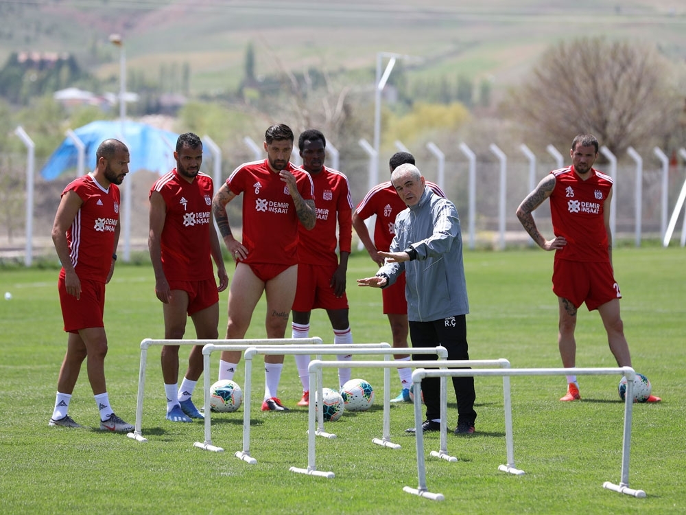 Sivasspor’da testler negatif çıktı