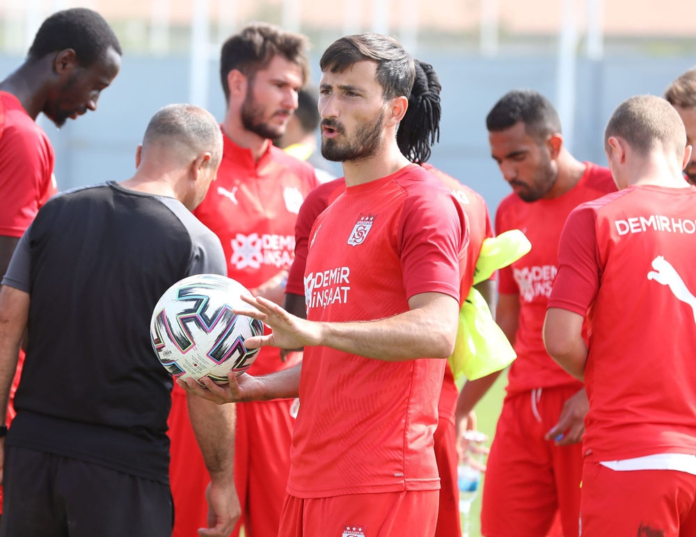 Sivasspor’da Villarreal maçı öncesi 3 eksik!