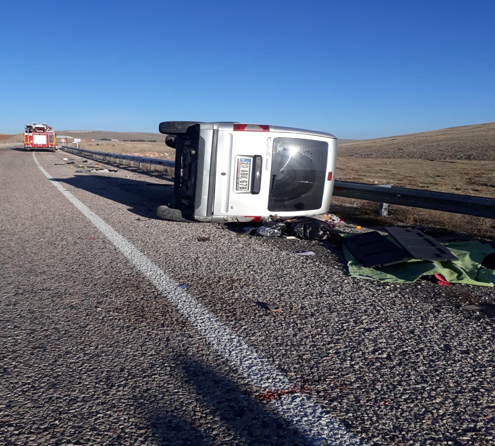 Sivasta Trafik Kazası: 1 Ölü 6 Yaralı