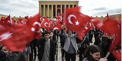 Siyasilerden 19 Mayıs Atatürk'ü Anma, Gençlik ve Spor Bayramı mesajları
