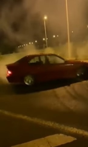 Sokağa çıkma kısıtlamasında drift yapan sürücü cezadan kaçamadı