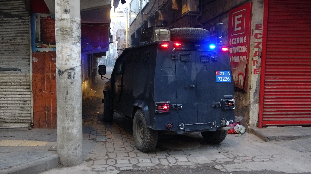 Sokak ortasında kurşuna dizildi