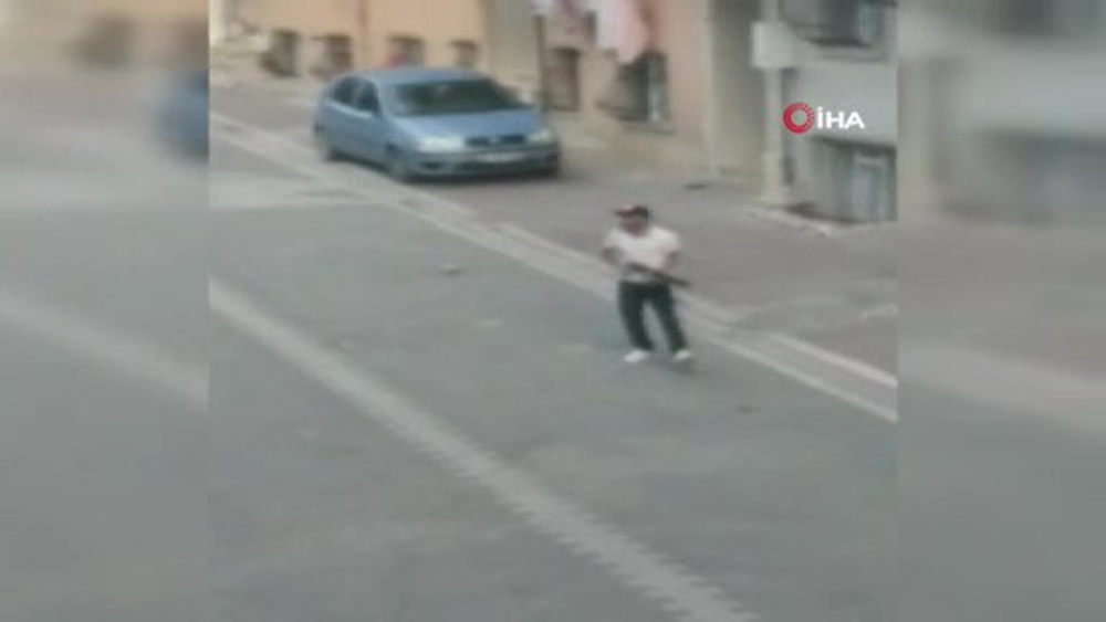 Sokak ortasında pompalı dehşeti