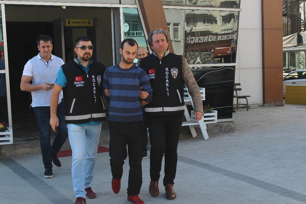 Son Pişmanlık Fayda Etmedi: Cezayı Duyunca Baygınlık Geçirdi