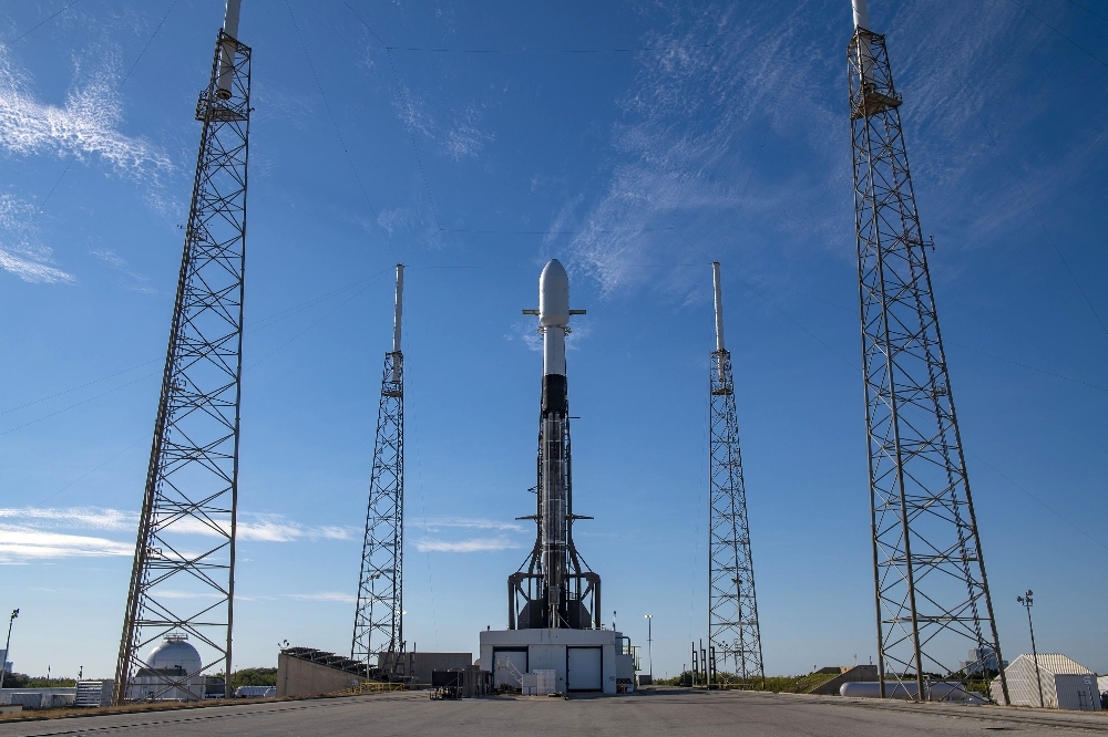 SpaceX, uzaya tek seferde 143 uydu gönderdi
