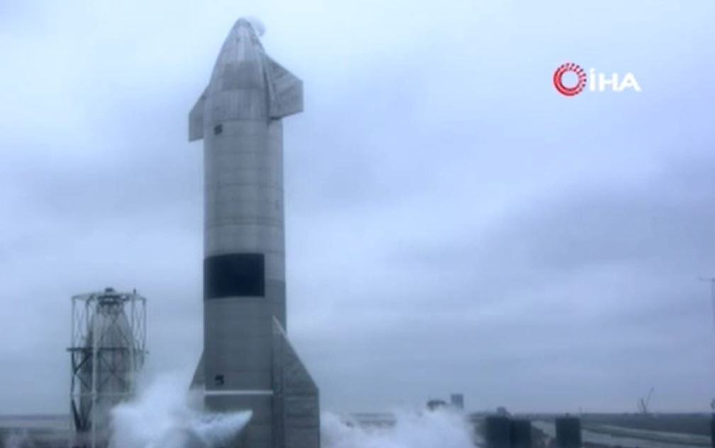 SpaceX’in uzay mekiği Starship’in prototipi 5. denemede başarılı şekilde yere indi