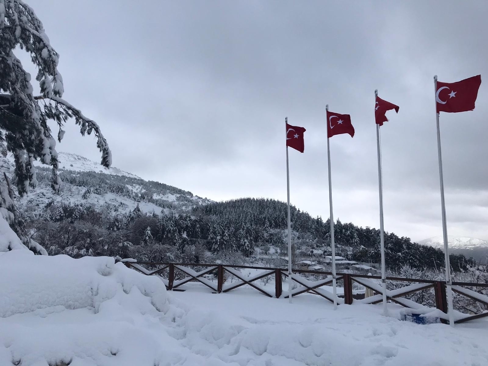 Spil’den kartpostallık manzaralar