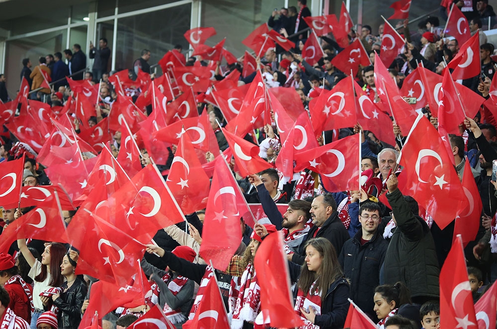 Sporseverlere göze maçlar seyircili olmalı