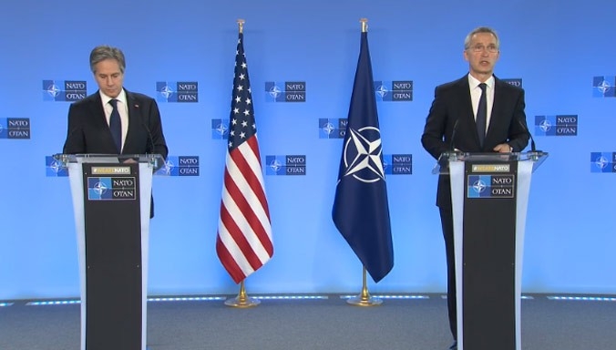 Stoltenberg: “Barış görüşmeleri, Afganistan’da kalıcı bir siyasi çözüme giden tek yol”
