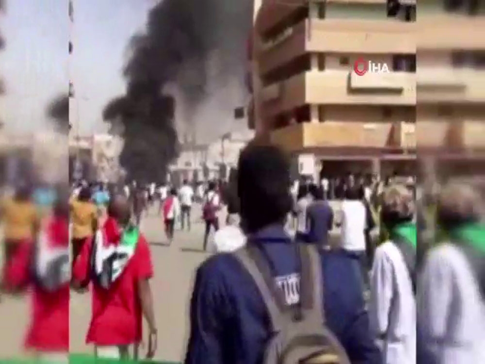 Sudan’da protestolar yeniden alevlendi