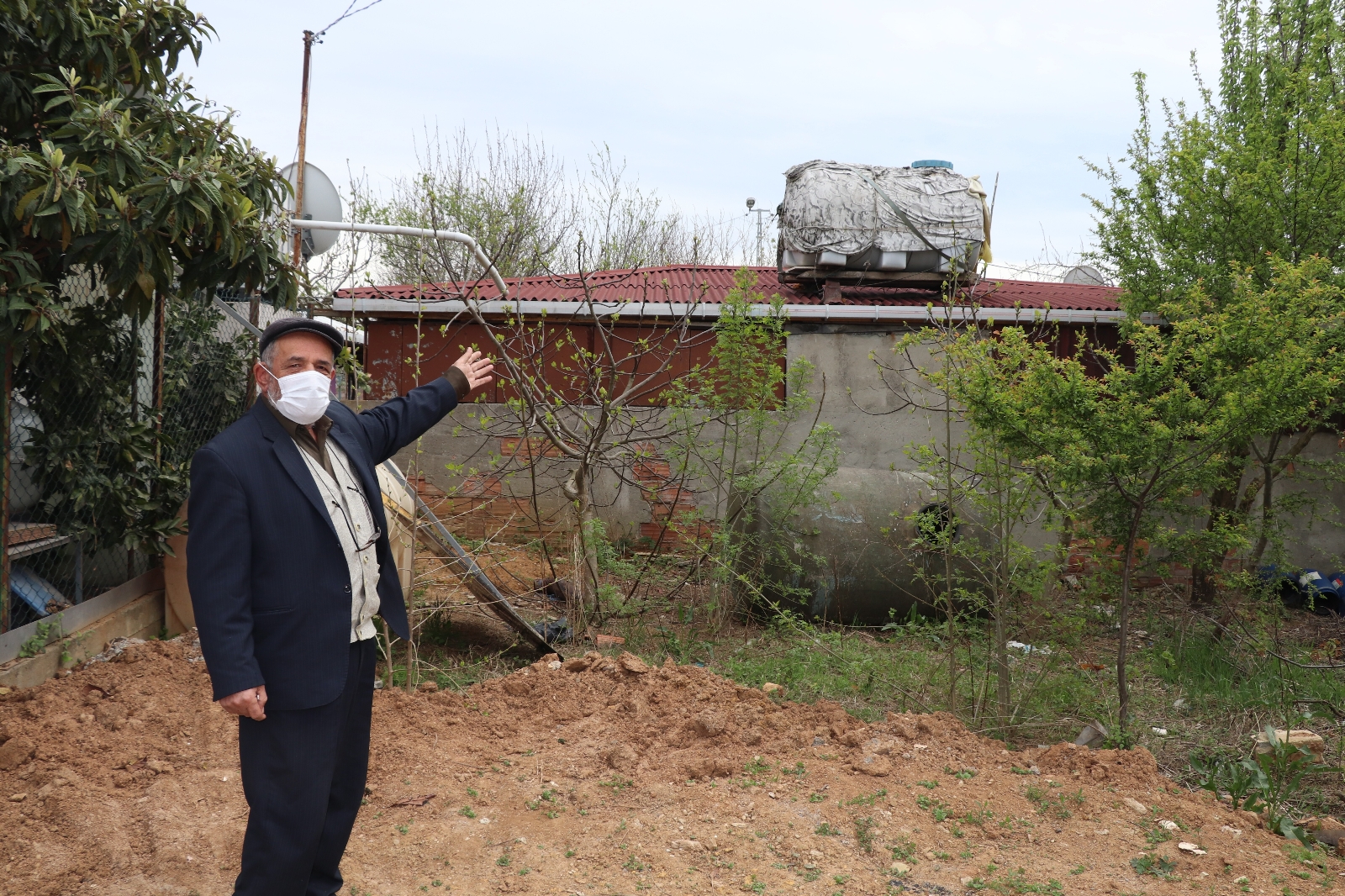 Sultangazi’de su olmadan yaşayan köylüler su sıkıntısına çözüm arıyor