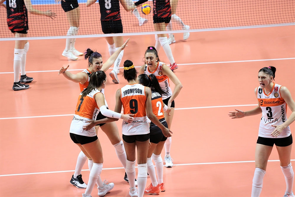 Sultanlar Ligi: THY: 1 - Eczacıbaşı VitrA: 3