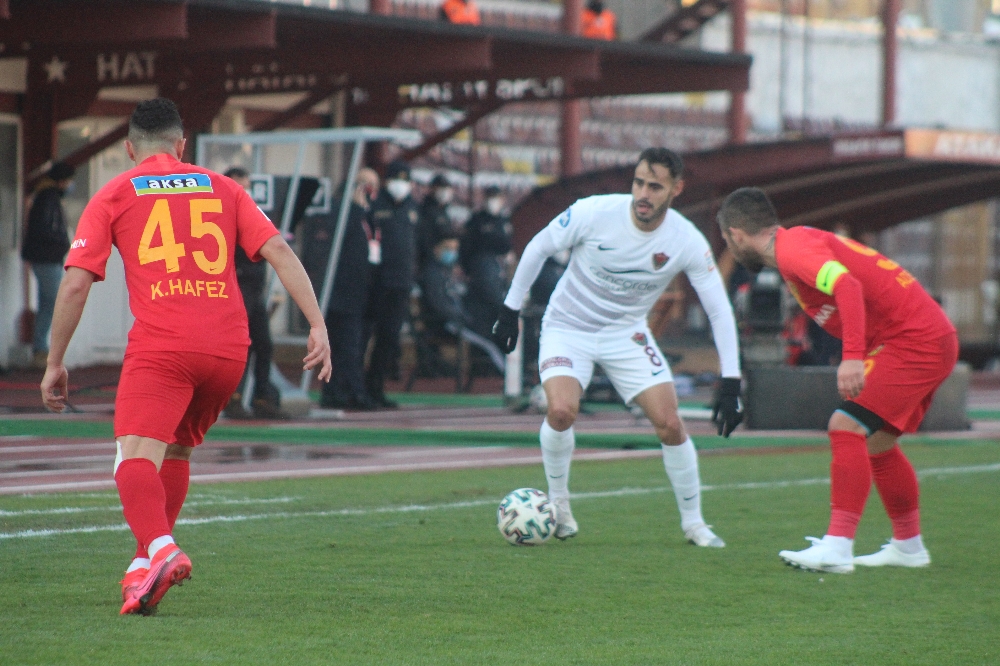 Süper Lig: A. Hatayspor: 0 - Y. Malatyaspor: 0 (İlk yarı)