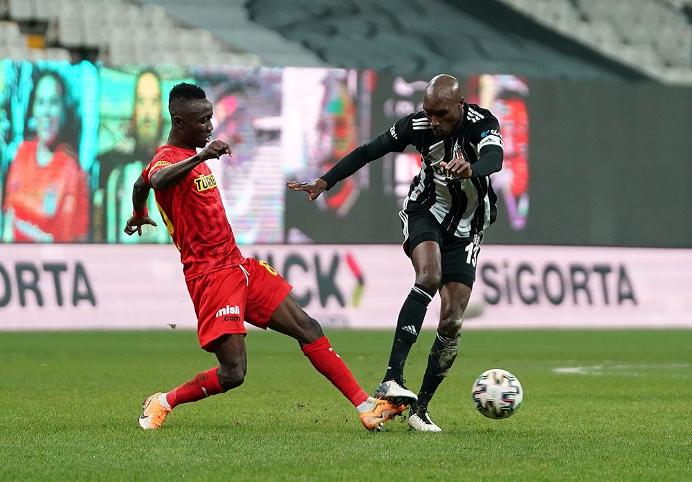 Süper Lig: Beşiktaş: 0 - Göztepe: 1 (İlk yarı)
