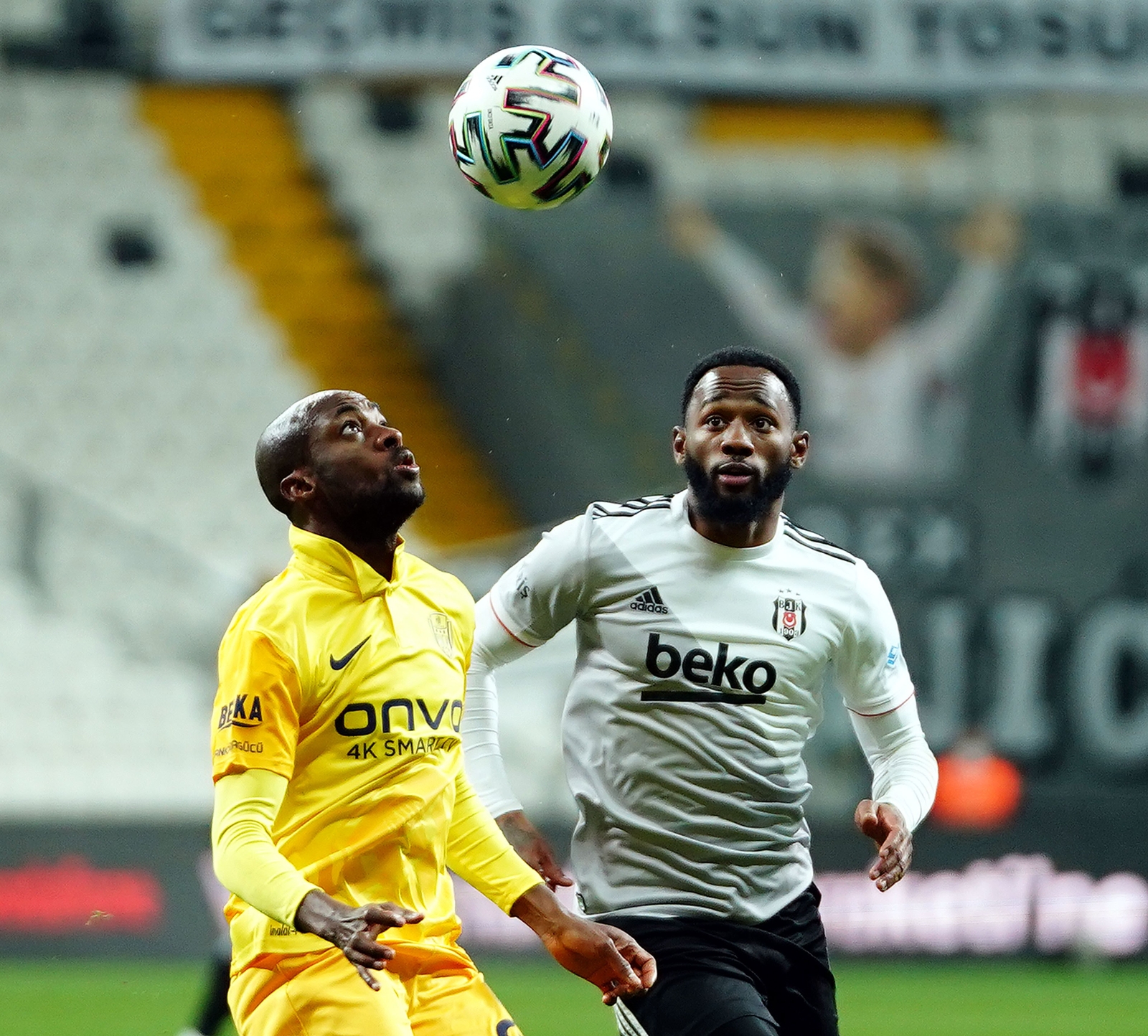 Süper Lig: Beşiktaş: 2 - MKE Ankaragücü: 2 (Maç sonucu)