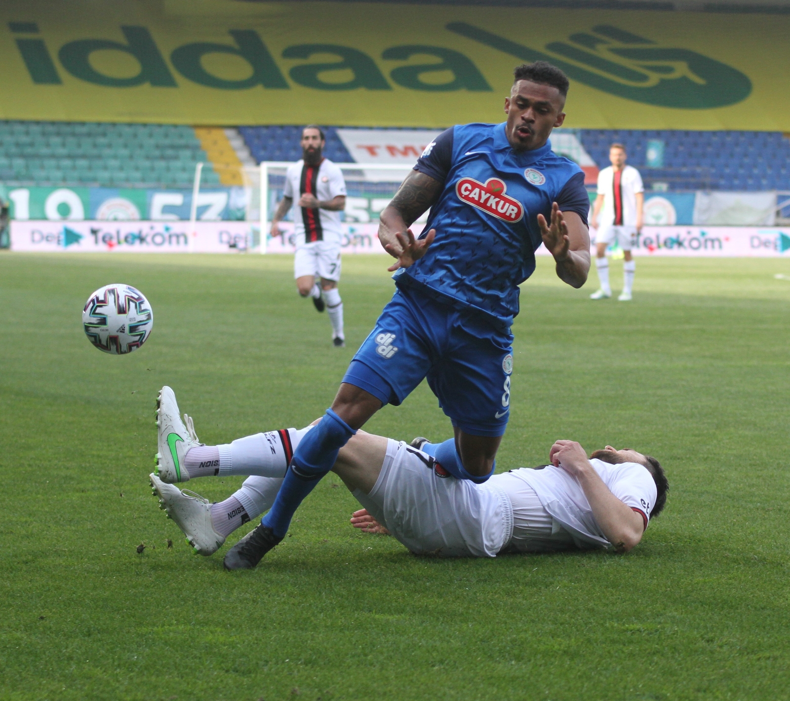 Süper Lig: Çaykur Rizespor: 0 – Fatih Karagümrük: 0 (Maç sonucu)