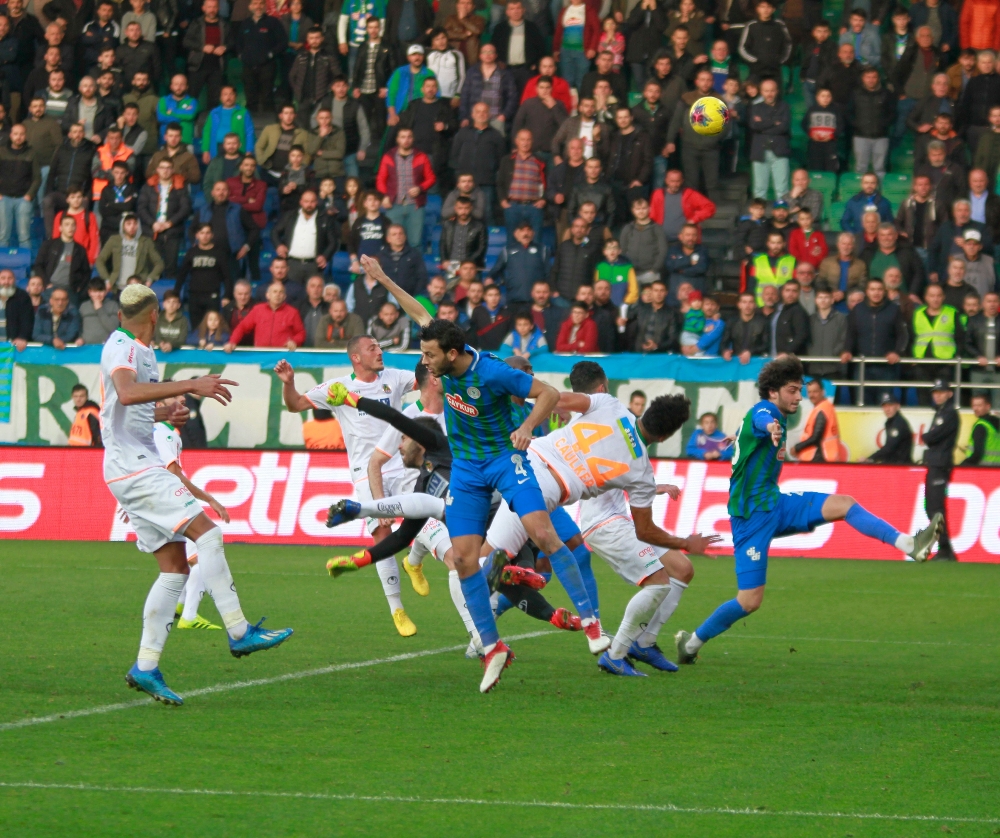 Süper Lig: Çaykur Rizespor: 1 - Aytemiz Alanyaspor: 1 (Maç sonucu)