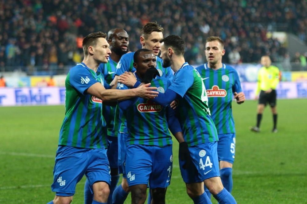 Süper Lig: Çaykur Rizespor: 1 - Medipol Başakşehir: 2 (Maç sonucu)