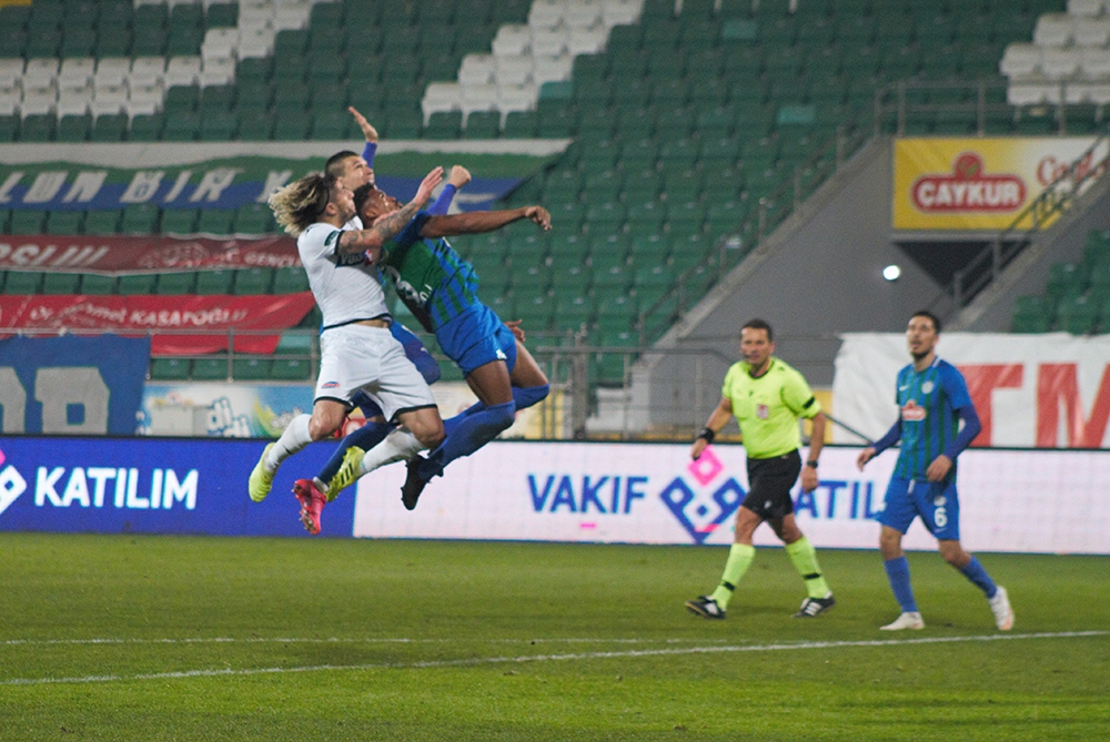Süper Lig: Ç.Rizespor: 1 - Y.Denizlispor: 1 (Maç sonucu)