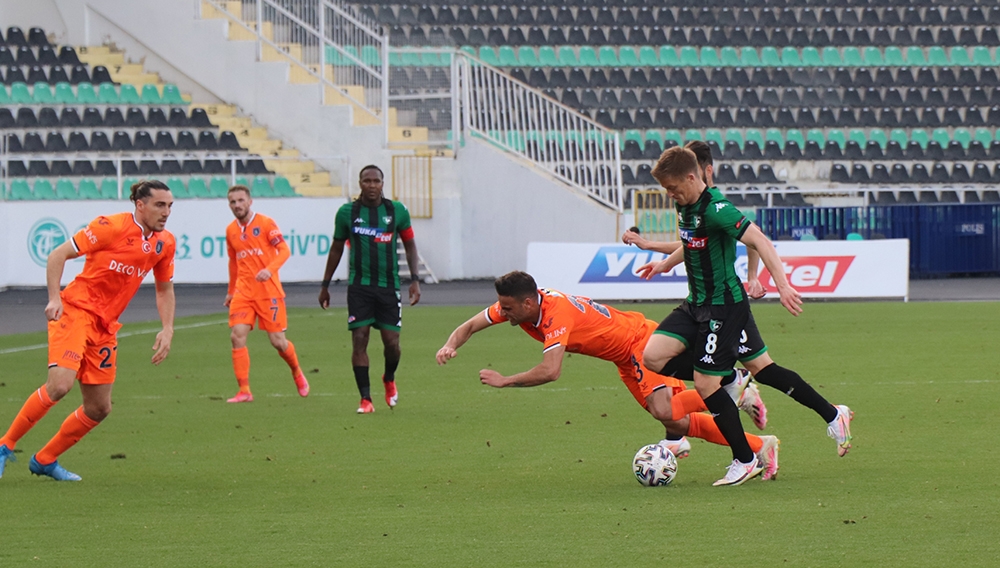 Süper Lig: Denizlispor: 0 - Başakşehir: 0 (Maç sonucu)