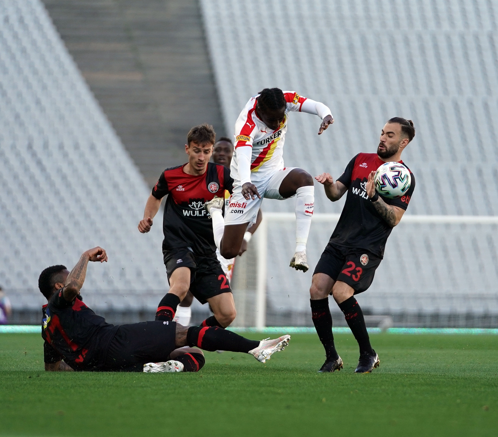 Süper Lig: Fatih Karagümrük: 1 - Göztepe: 1 (Maç sonucu)