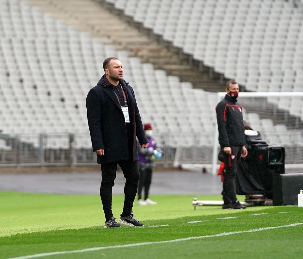 Süper Lig: Fatih Karagümrük: 1 - Hes Kablo Kayserispor: 0 (İlk yarı)
