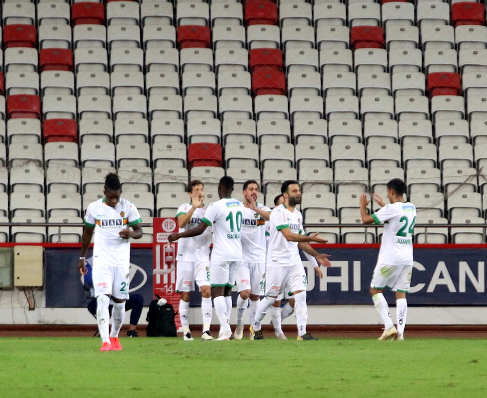 Süper Lig: Fraport TAV Antalyaspor: 0 - Aytemiz Alanyaspor: 2 (Maç sonucu)
