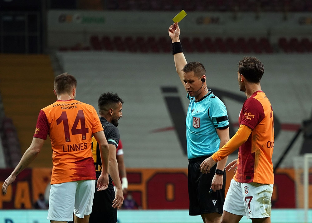 Süper Lig: Galatasaray: 0 - Kayserispor: 0 (İlk yarı)
