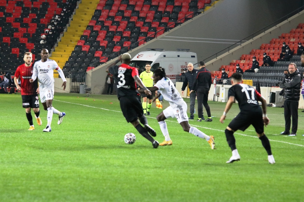Süper Lig: Gaziantep FK: 0 - Beşiktaş: 0 (Maç devam ediyor)