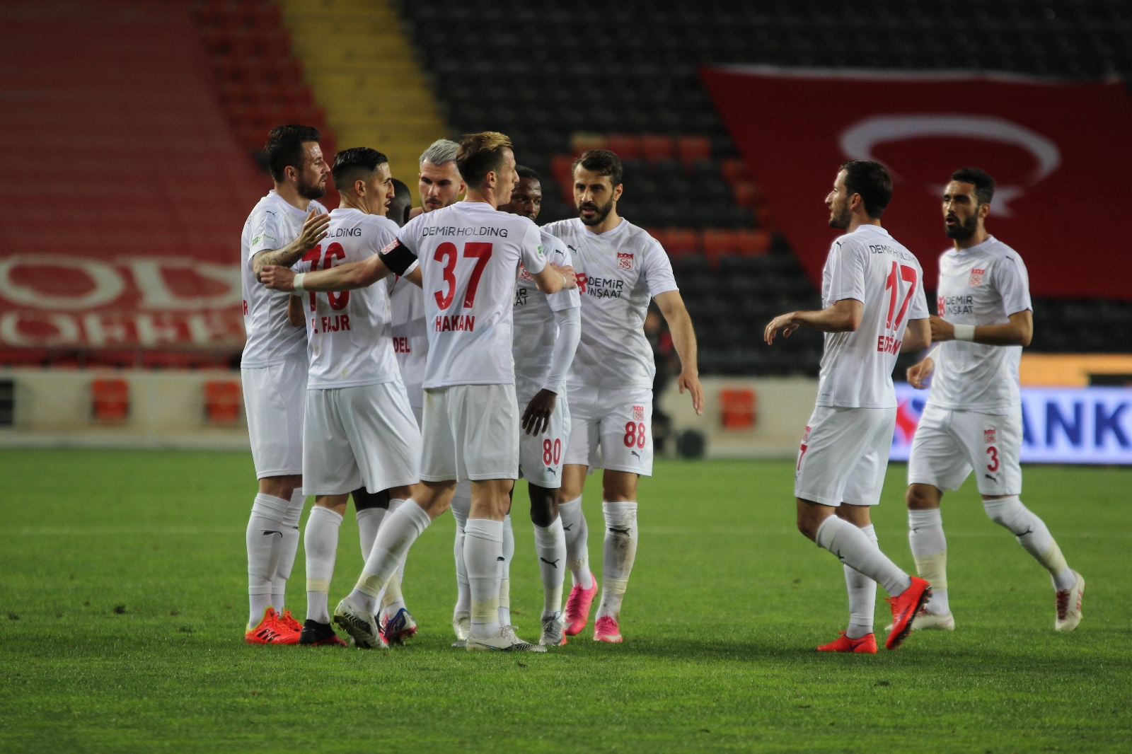 Süper Lig: Gaziantep FK: 0 - Sivasspor: 1 (İlk yarı)