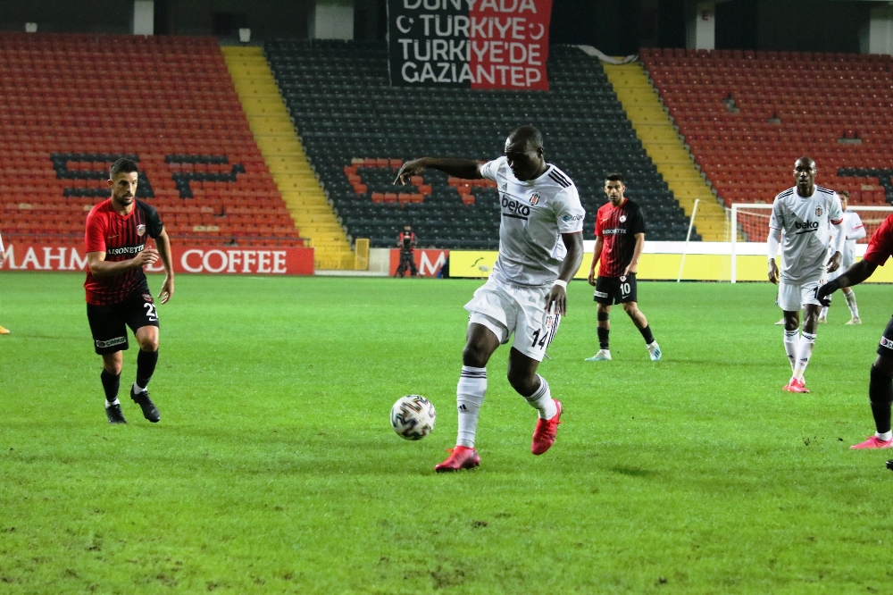 Süper Lig: Gaziantep FK: 3 - Beşiktaş: 1 (Maç Sonucu)