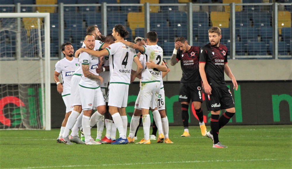 Süper Lig: Gençlerbirliği: 0 - Yukatel Denizlispor: 2 (İlk yarı)