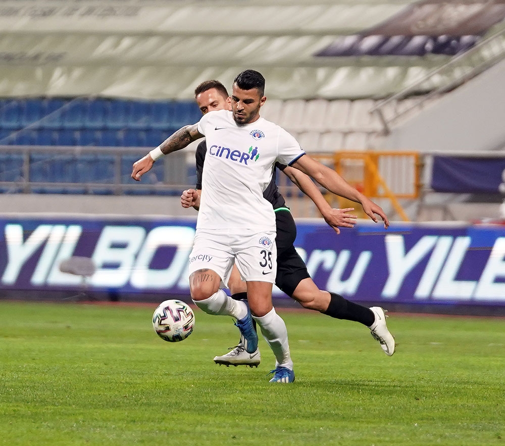 Süper Lig: Kasımpaşa: 0 - Konyaspor: 0 (İlk yarı)