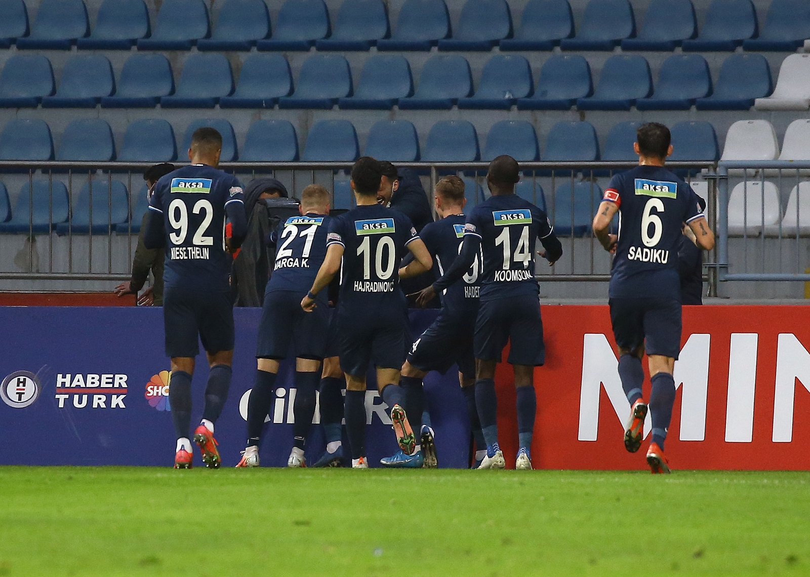 Süper Lig: Kasımpaşa: 1 - Beşiktaş: 0 (İlk yarı)