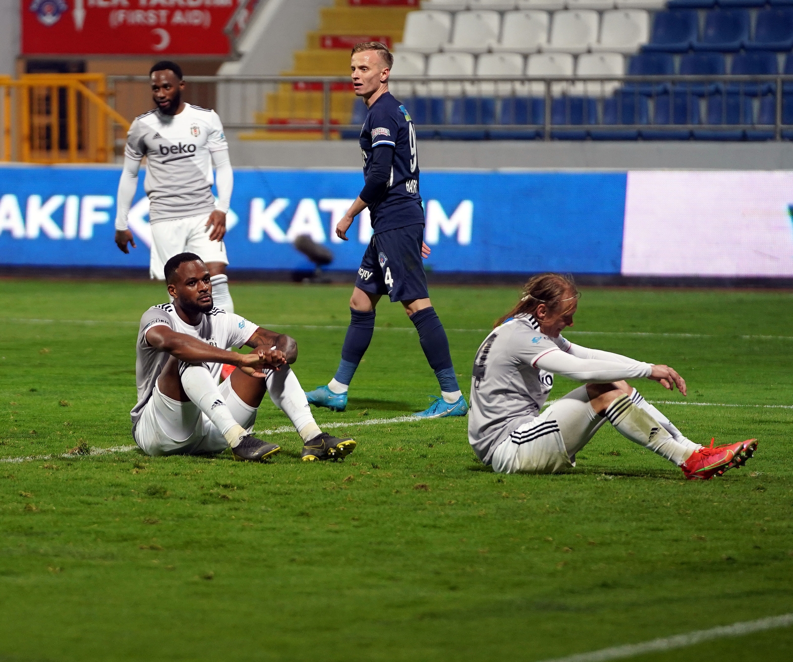 Süper Lig: Kasımpaşa: 1 - Beşiktaş: 0 (Maç sonucu)